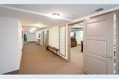 212 N Center Street #301, Bloomington, IL 61701 - Photo 38