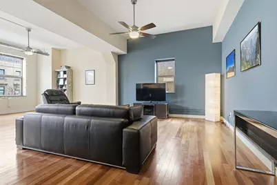 212 N Center Street #301, Bloomington, IL 61701 - Photo 4