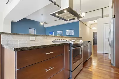 212 N Center Street #301, Bloomington, IL 61701 - Photo 10