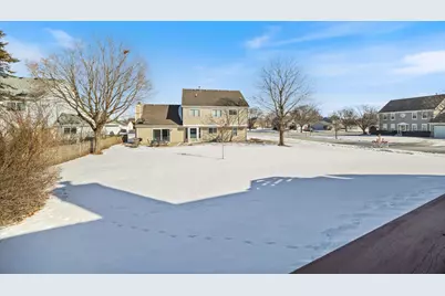 800 Big Bear Trail, Cary, IL 60013 - Photo 32