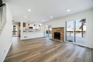 800 Big Bear Trail, Cary, IL 60013 - Photo 6