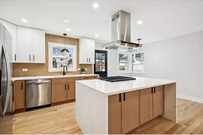 730 N Wilshire Lane, Arlington Heights, IL 60004 - Photo 6