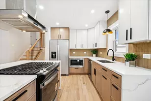 730 N Wilshire Ln, Arlington Heights, IL 60004 - Photo 8