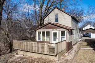 2929 14th Ave, Rock Island, IL 61201 - Photo 2