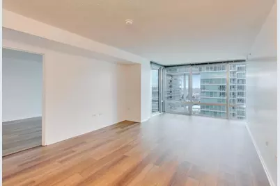 9725 Woods Drive #1005, Skokie, IL 60077 - Photo 4