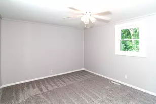 1030 N Walnut St, Monticello, IL 61856 - Photo 26