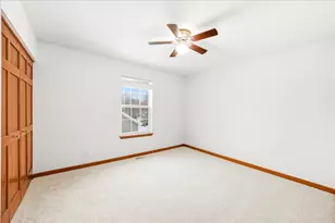 346 Copper Springs Ln, Elgin, IL 60124 - Photo 22