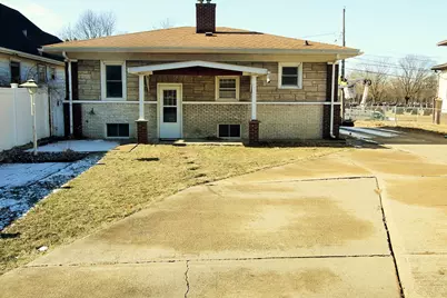 2218 3rd Street, East Moline, IL 61244 - Photo 4