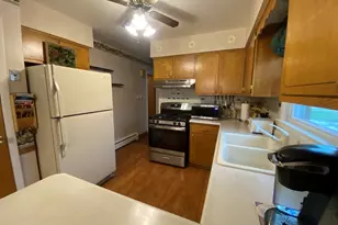 2050 Atwood Ave, Berkeley, IL 60163 - Photo 4