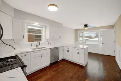12930 S Carpenter Street, Calumet Park, IL 60827 - Photo 8