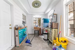 730 E Benton St, Aurora, IL 60505 - Photo 14