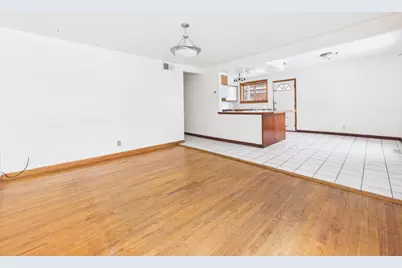 4707 W 82nd Place, Chicago, IL 60652 - Photo 4