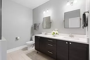 3047 N Oakley Ave, Chicago, IL 60618 - Photo 12