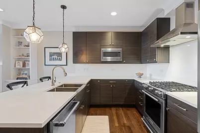 3047 N Oakley Avenue #206, Chicago, IL 60618 - Photo 4