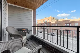 3047 N Oakley Ave, Chicago, IL 60618 - Photo 18