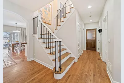 366 W Eggleston Avenue, Elmhurst, IL 60126 - Photo 4