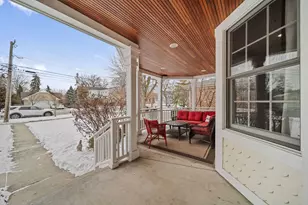 366 W Eggleston Ave, Elmhurst, IL 60126 - Photo 2