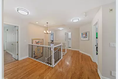 366 W Eggleston Avenue, Elmhurst, IL 60126 - Photo 30