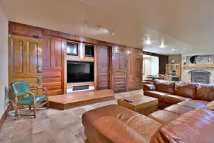 366 W Eggleston Ave, Elmhurst, IL 60126 - Photo 50