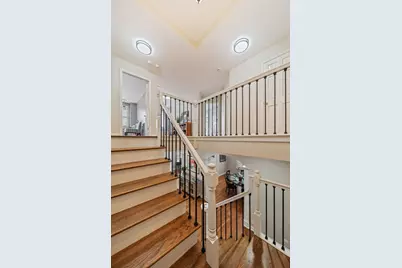 366 W Eggleston Avenue, Elmhurst, IL 60126 - Photo 32