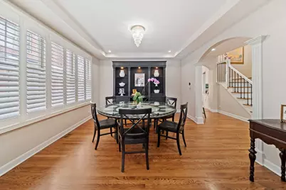 366 W Eggleston Avenue, Elmhurst, IL 60126 - Photo 8