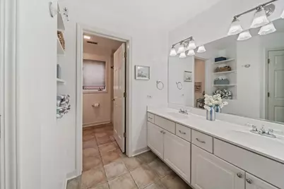 366 W Eggleston Avenue, Elmhurst, IL 60126 - Photo 42