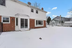 168 Farmgate Dr, Schaumburg, IL 60193 - Photo 36