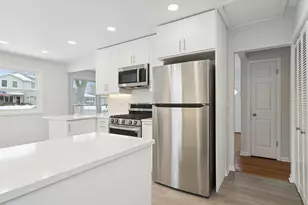 1229 S Haddow Ave, Arlington Heights, IL 60005 - Photo 6