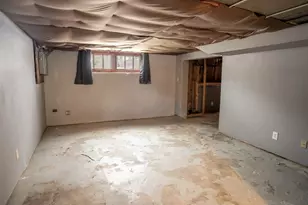 529 Summer St, Rockford, IL 61103 - Photo 24