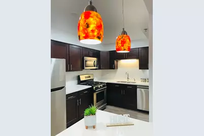 126 S La Londe Avenue #2B, Addison, IL 60101 - Photo 2