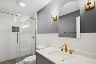 4201 N Paulina St, Chicago, IL 60613 - Photo 4