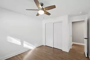 4201 N Paulina St, Chicago, IL 60613 - Photo 12