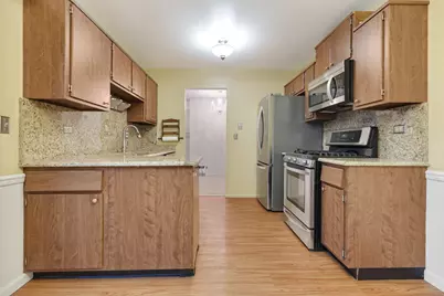 375 Pinetree Lane #D-1, Schaumburg, IL 60193 - Photo 12