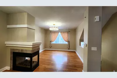 2325 Twilight Drive #2325, Aurora, IL 60503 - Photo 4