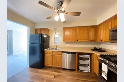 500 Chase Drive #16, Clarendon Hills, IL 60514 - Photo 12