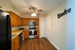 500 Chase Dr, Clarendon Hills, IL 60514 - Photo 10