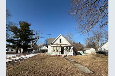 205 N Hunt Street, Melvin, IL 60952 - Photo 1