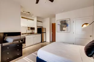 1140 N La Salle Dr, Chicago, IL 60610 - Photo 16