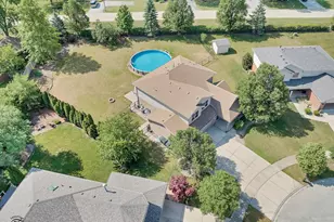 8057 W Duane Dr, Frankfort, IL 60423 - Photo 34