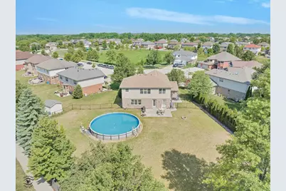 8057 W Duane Drive, Frankfort, IL 60423 - Photo 2