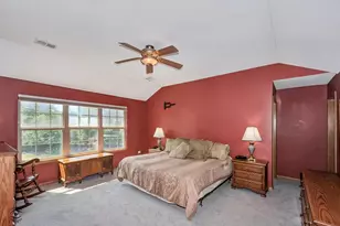 8057 W Duane Dr, Frankfort, IL 60423 - Photo 14