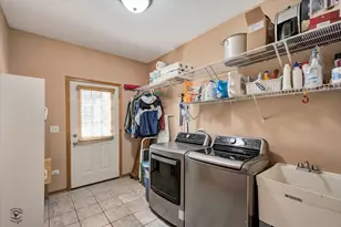 8057 W Duane Dr, Frankfort, IL 60423 - Photo 28