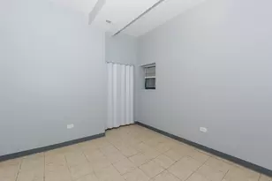 6911 S Paxton Ave, Chicago, IL 60649 - Photo 8