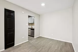 1111 Bloomingdale Rd, Glendale Heights, IL 60139 - Photo 6