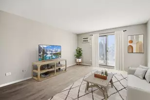 1111 Bloomingdale Rd, Glendale Heights, IL 60139 - Photo 2