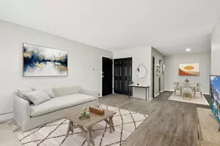 1111 Bloomingdale Rd, Glendale Heights, IL 60139 - Photo 4