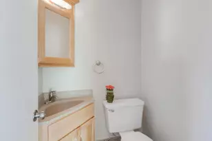 2281 Club House Ave, Naperville, IL 60563 - Photo 10