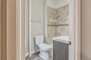 1327 E 52nd St, Chicago, IL 60615 - Photo 34