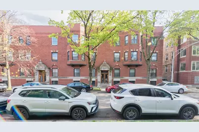 1327 E 52nd Street #302, Chicago, IL 60615 - Photo 2