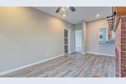 1327 E 52nd Street #302, Chicago, IL 60615 - Photo 14